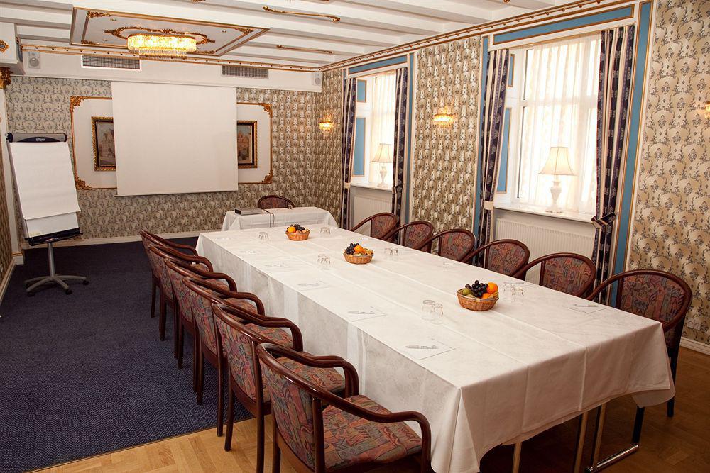 Отель Helnan Phonix 4*